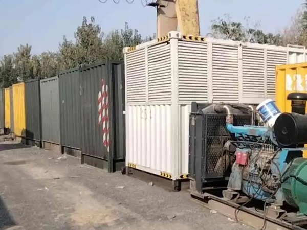 枣阳200KW柴油发电机机组每小时油耗是多少?